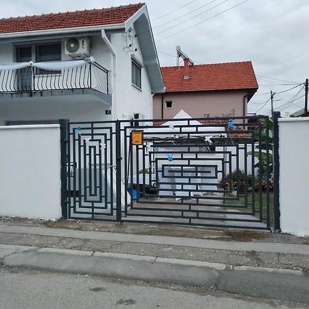 Gostinska Kuca Apartment Leskovac  Ngoại thất bức ảnh